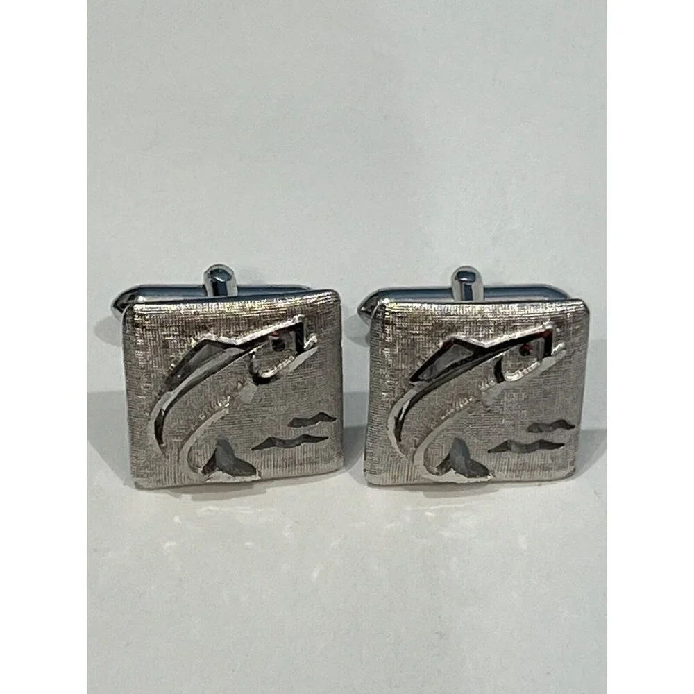 Vintage Swank Silver Fish Cuff Links And Matching Tie Clip Bar